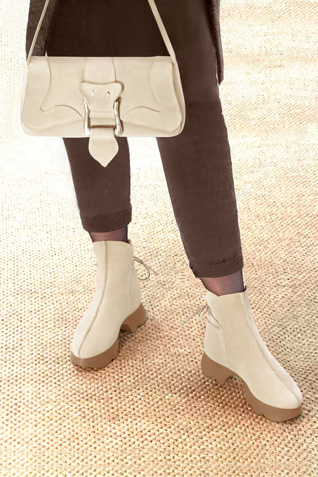 Champagne beige women's ankle boots with laces at the back. Round toe. Low rubber soles. Worn view - Florence KOOIJMAN